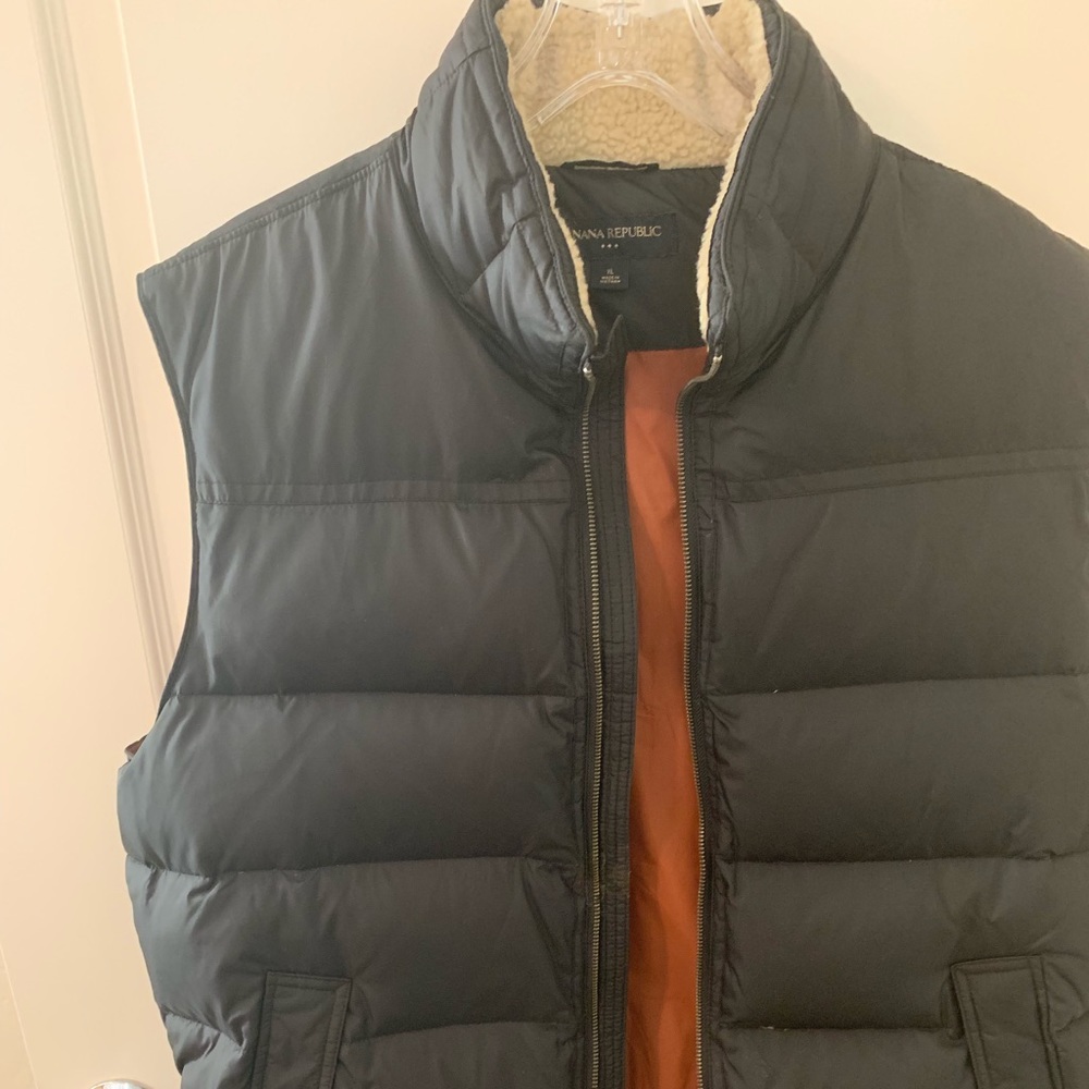 Banana Republic puffer vest